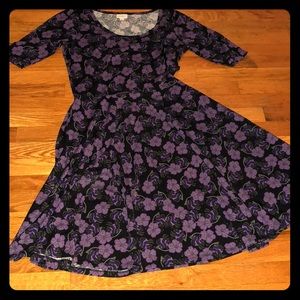 LuLaRoe Nicole dress size L